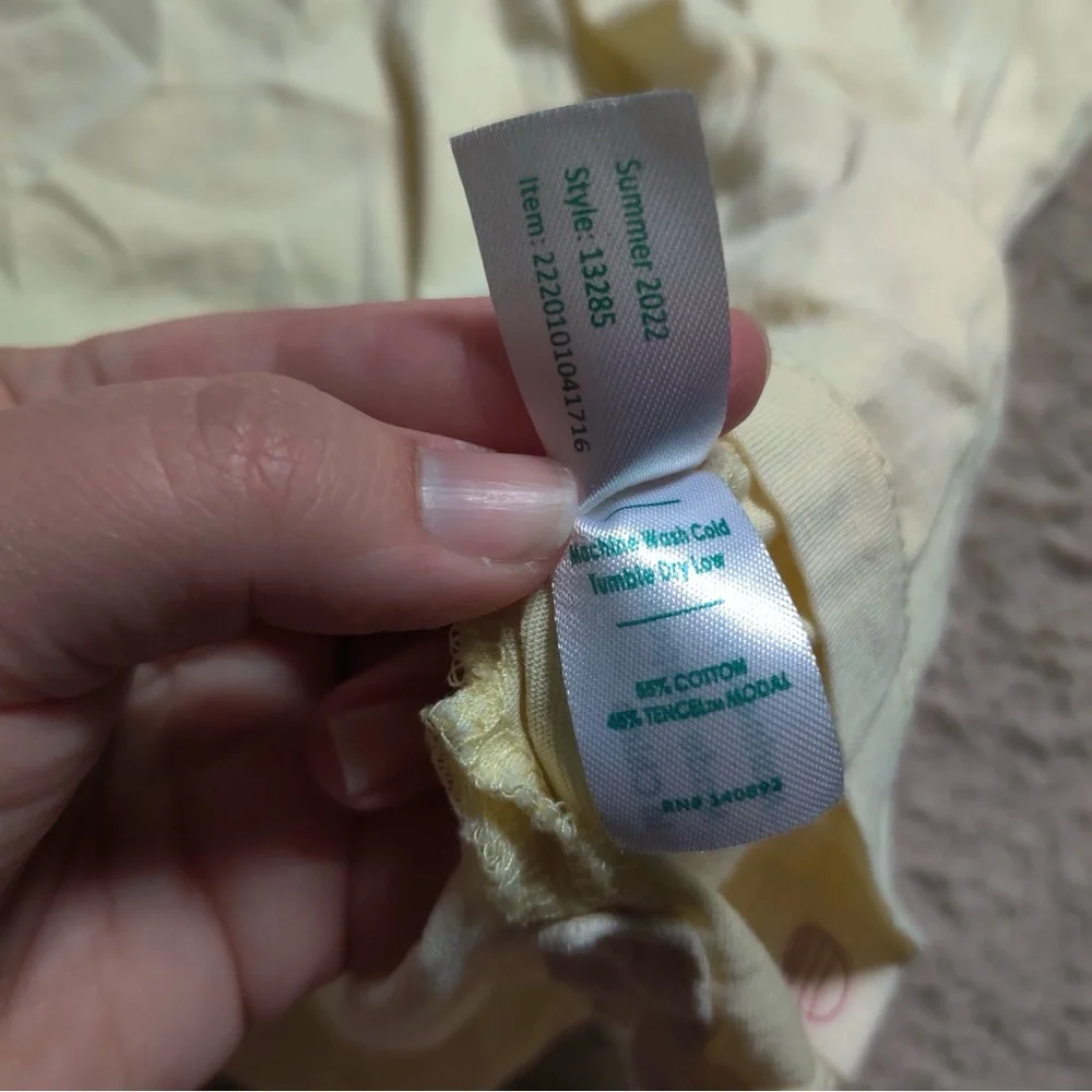 Marine Layer Garment Dye Resort Polo Shirt Size M/L Yellow Paler Banana Preppy - Picture 6 of 7